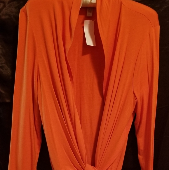 Top - Picture 1 of 1